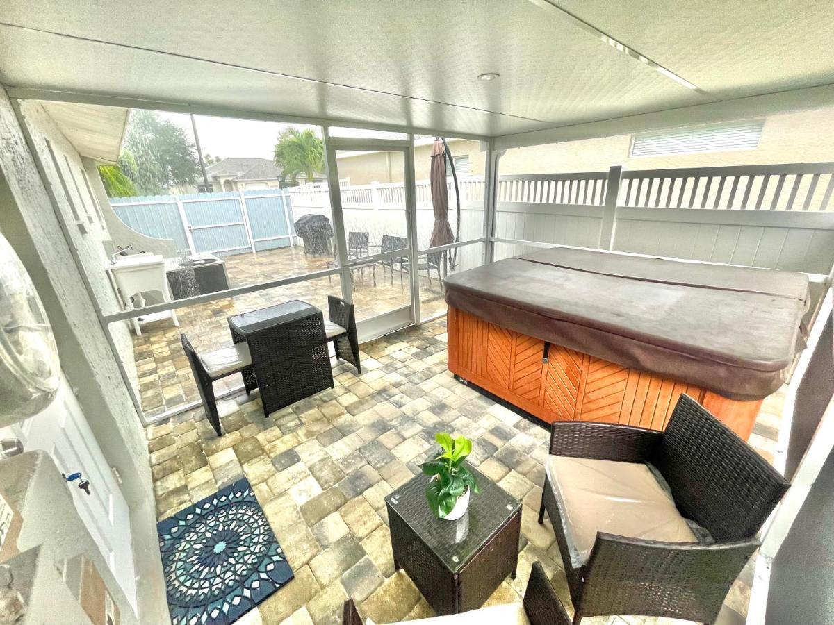 Adorable Studio In Downtown Cape Coral Near Beach! Exterior foto